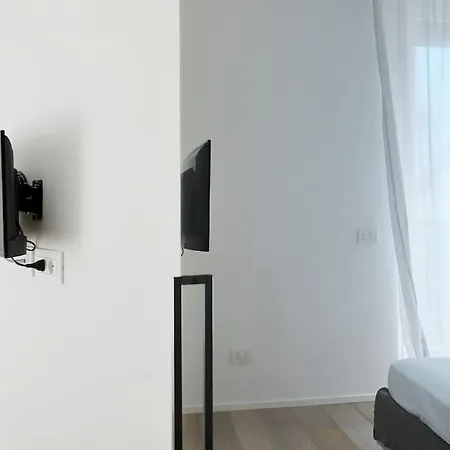 Apartmán Orea Spiti- Modern Mantegna Arco Della Pace District *