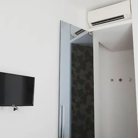 Apartmán Orea Spiti- Modern Mantegna Arco Della Pace District